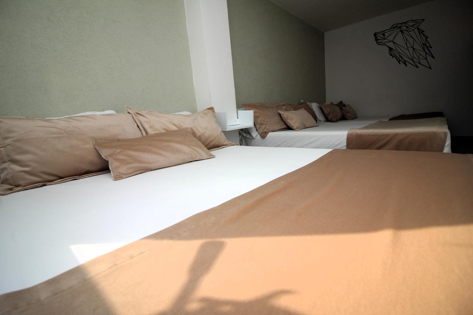 Dam Hotel Pereira Extérieur photo
