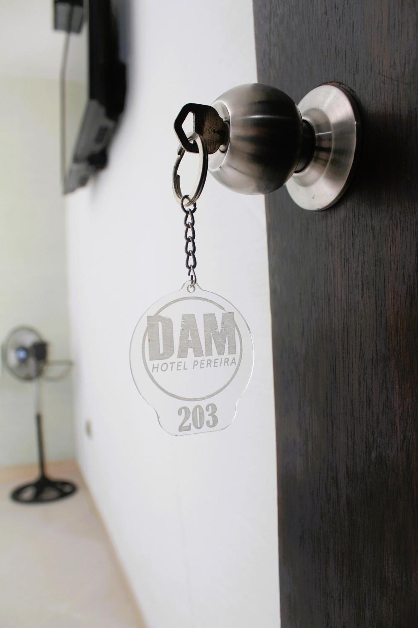 Dam Hotel Pereira Extérieur photo