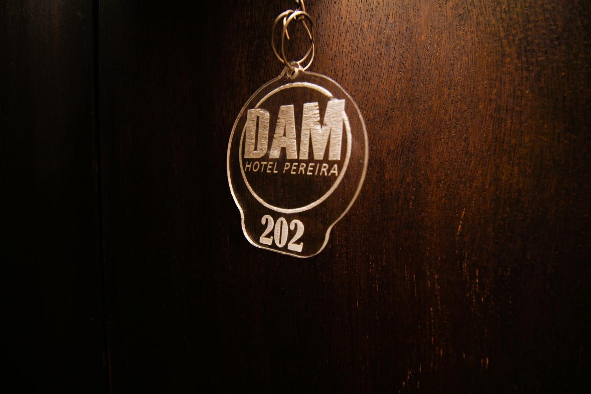 Dam Hotel Pereira Extérieur photo