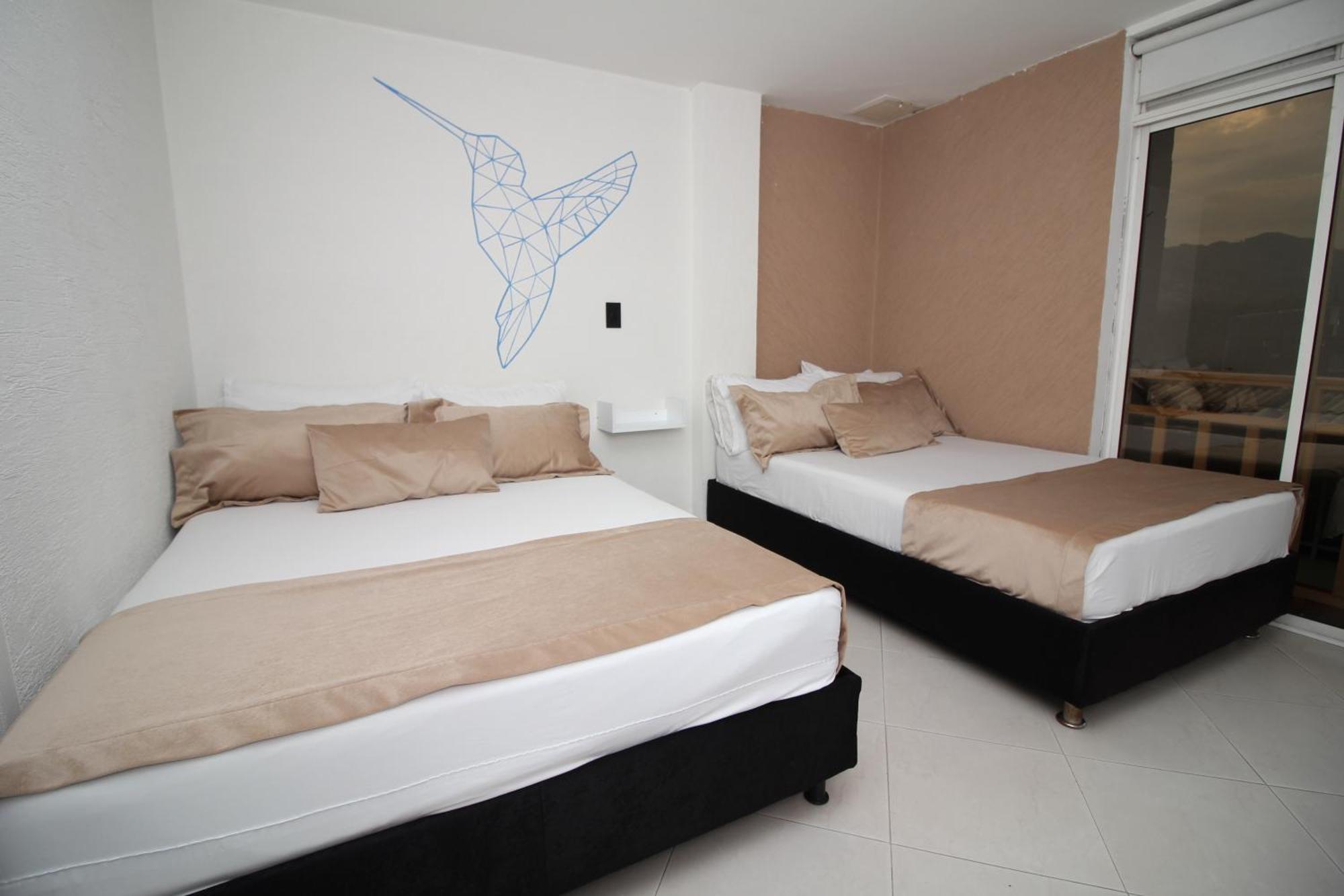 Dam Hotel Pereira Extérieur photo