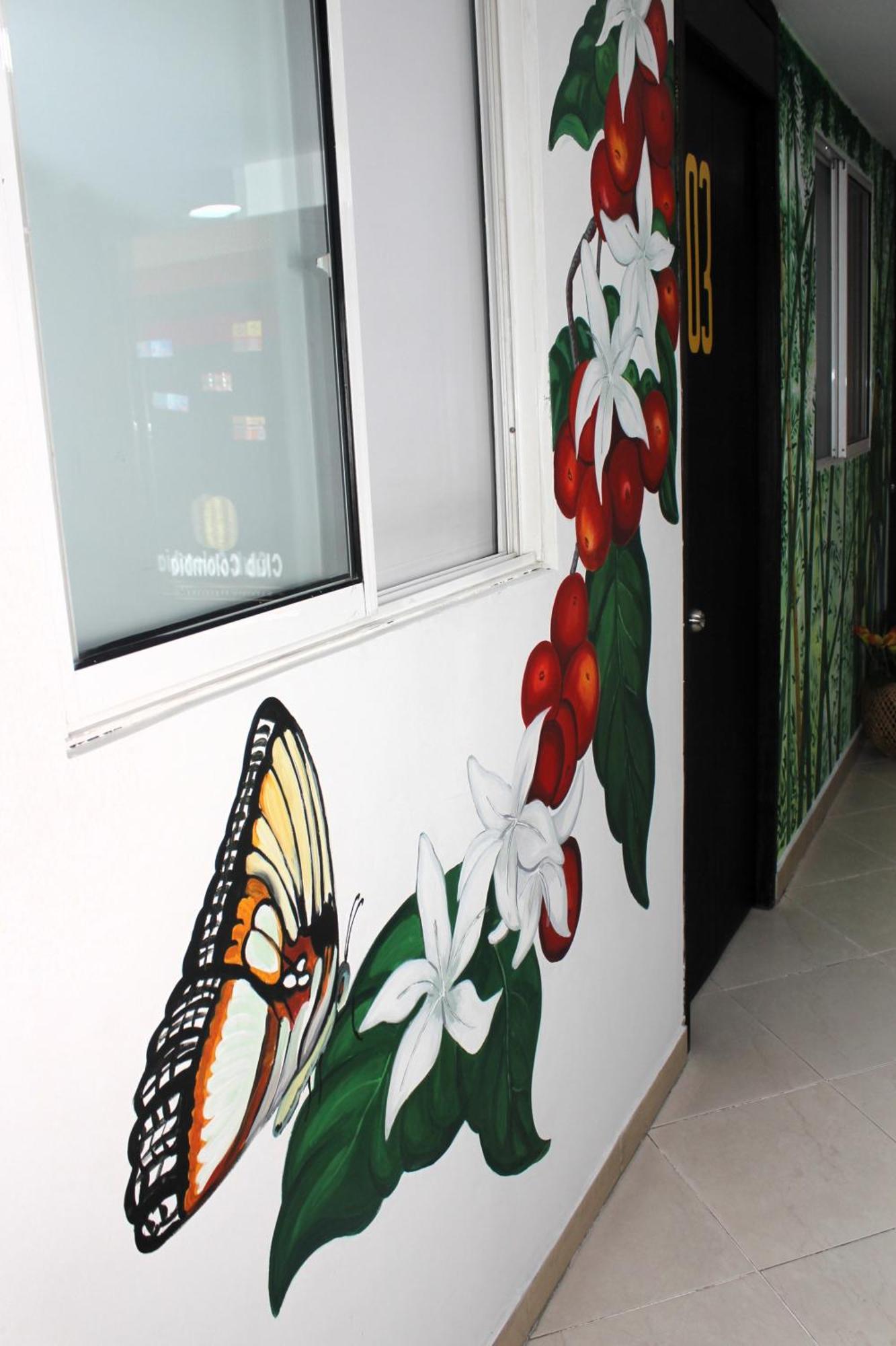 Dam Hotel Pereira Extérieur photo
