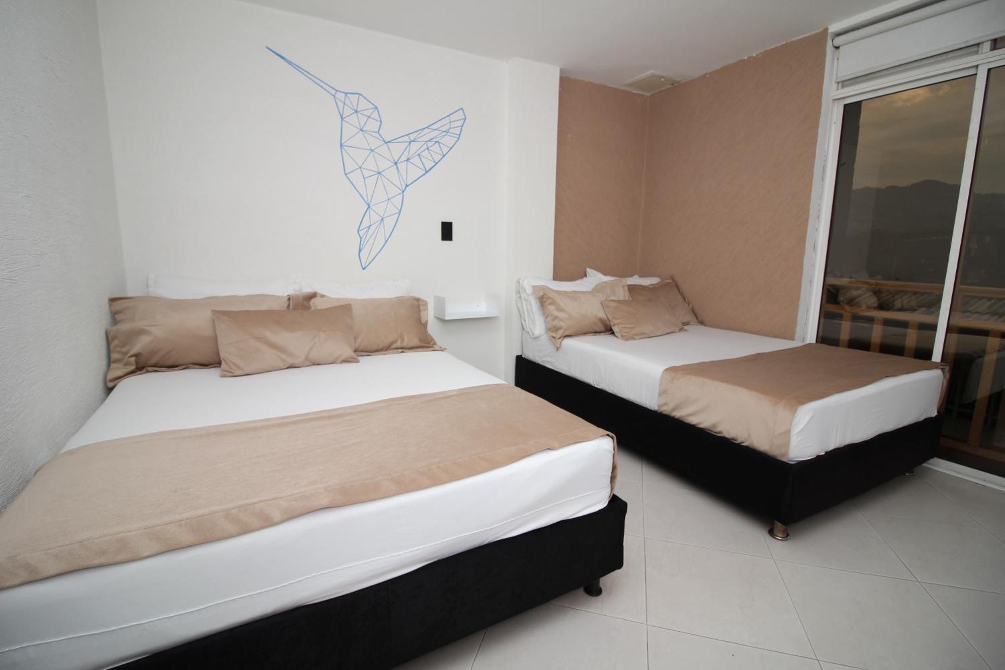 Dam Hotel Pereira Extérieur photo