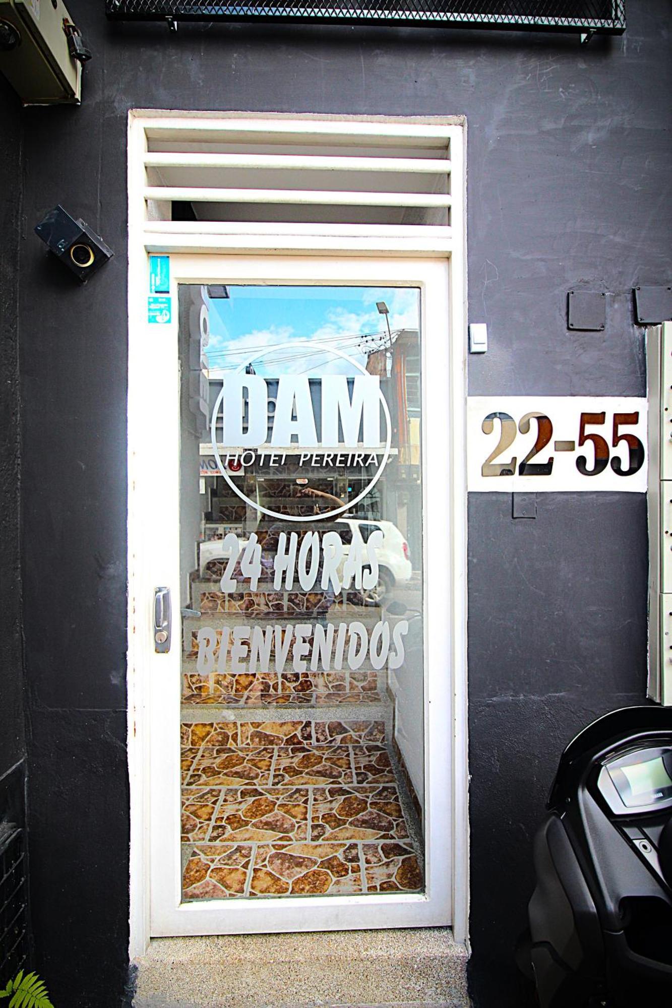 Dam Hotel Pereira Extérieur photo