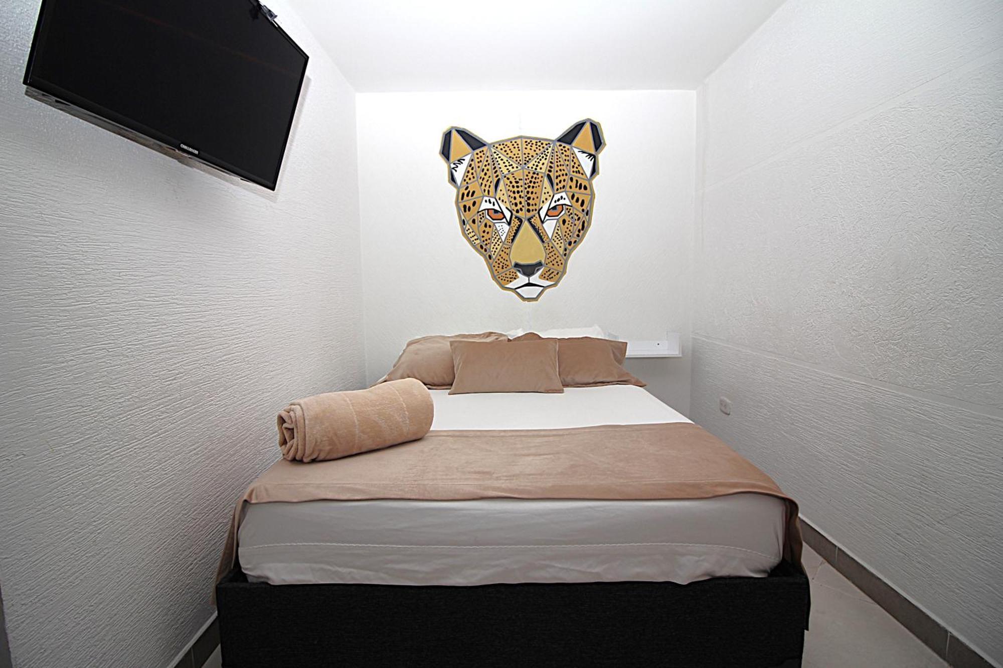Dam Hotel Pereira Extérieur photo